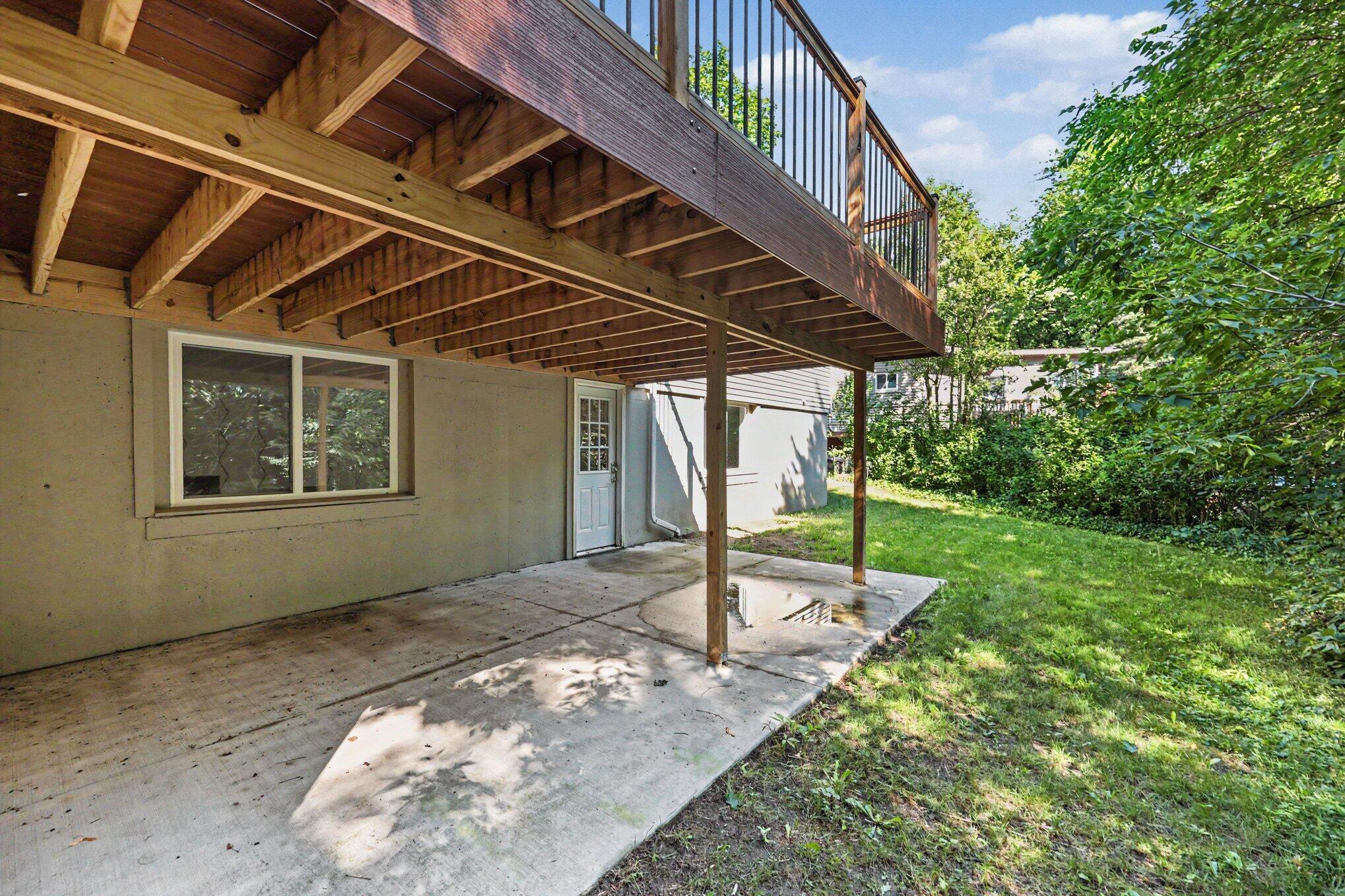 2639 Rockhill Drive NE