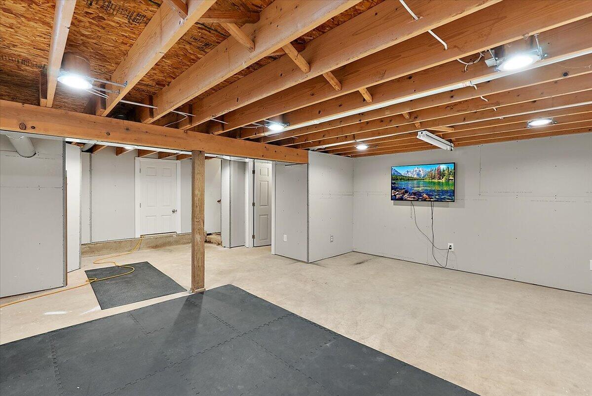 4548 Bauer Road