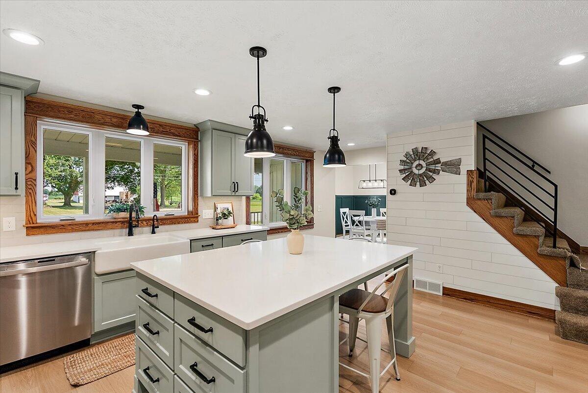 4548 Bauer Road