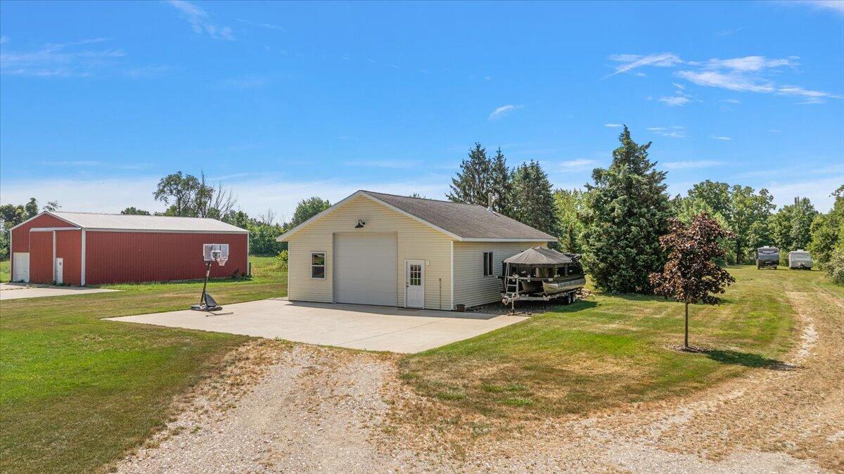 4548 Bauer Road
