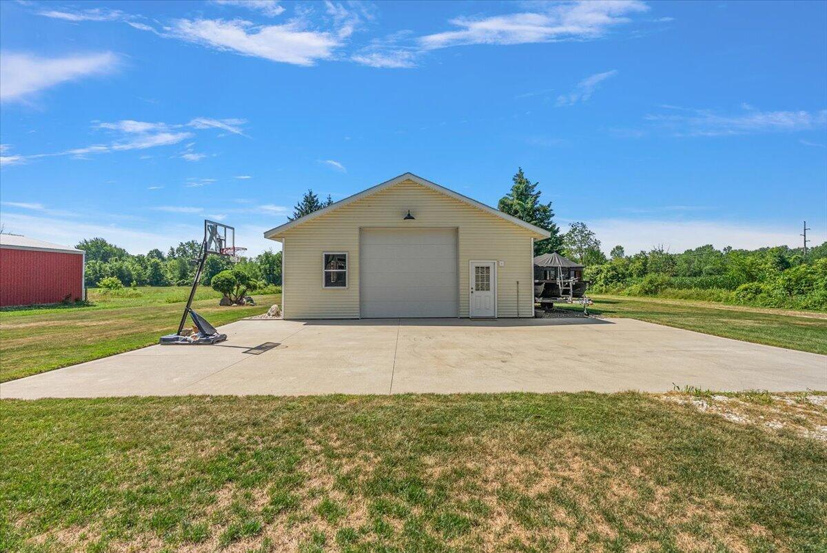 4548 Bauer Road