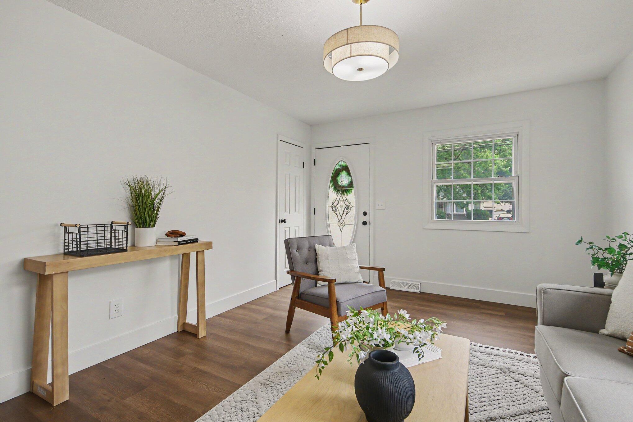 228 Jean Street SW
