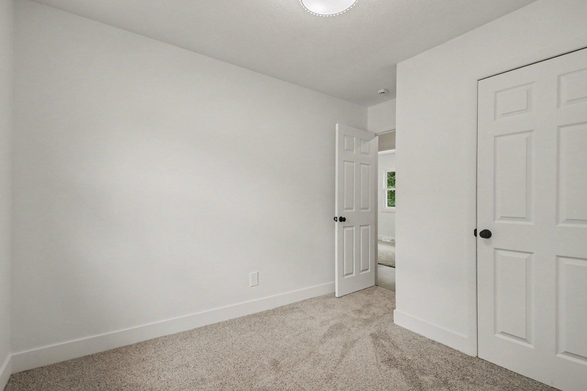 228 Jean Street SW