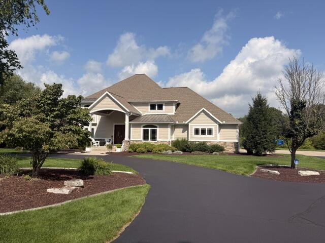4545 Stonegate Ridge Court NE