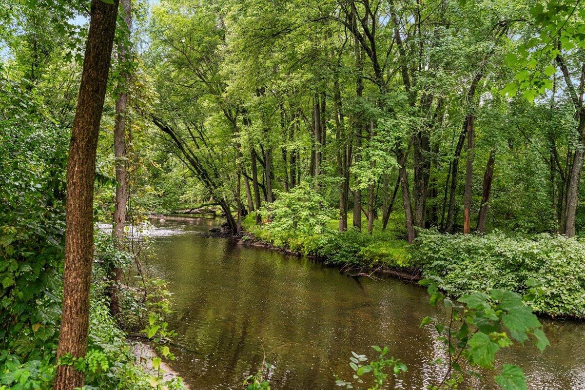 1875 11 Mile Road NE