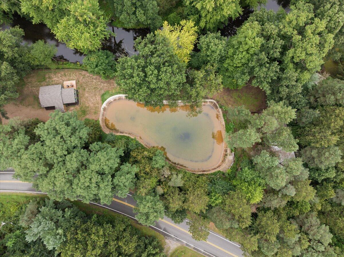 1875 11 Mile Road NE