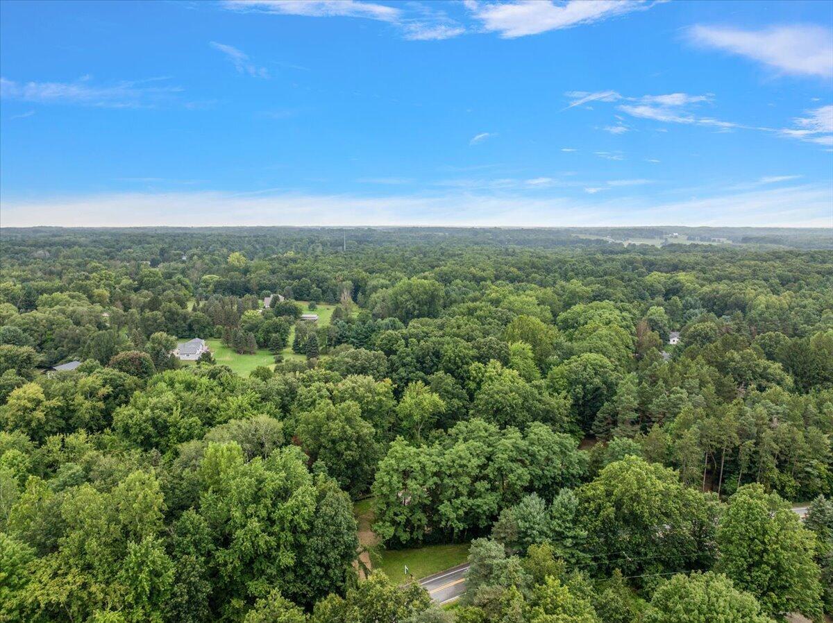 1875 11 Mile Road NE