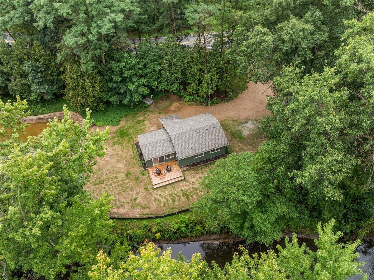 1875 11 Mile Road NE