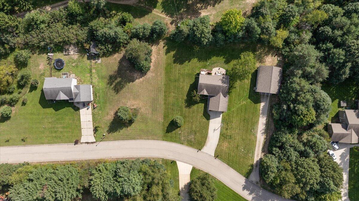 6880 Pinestead Court
