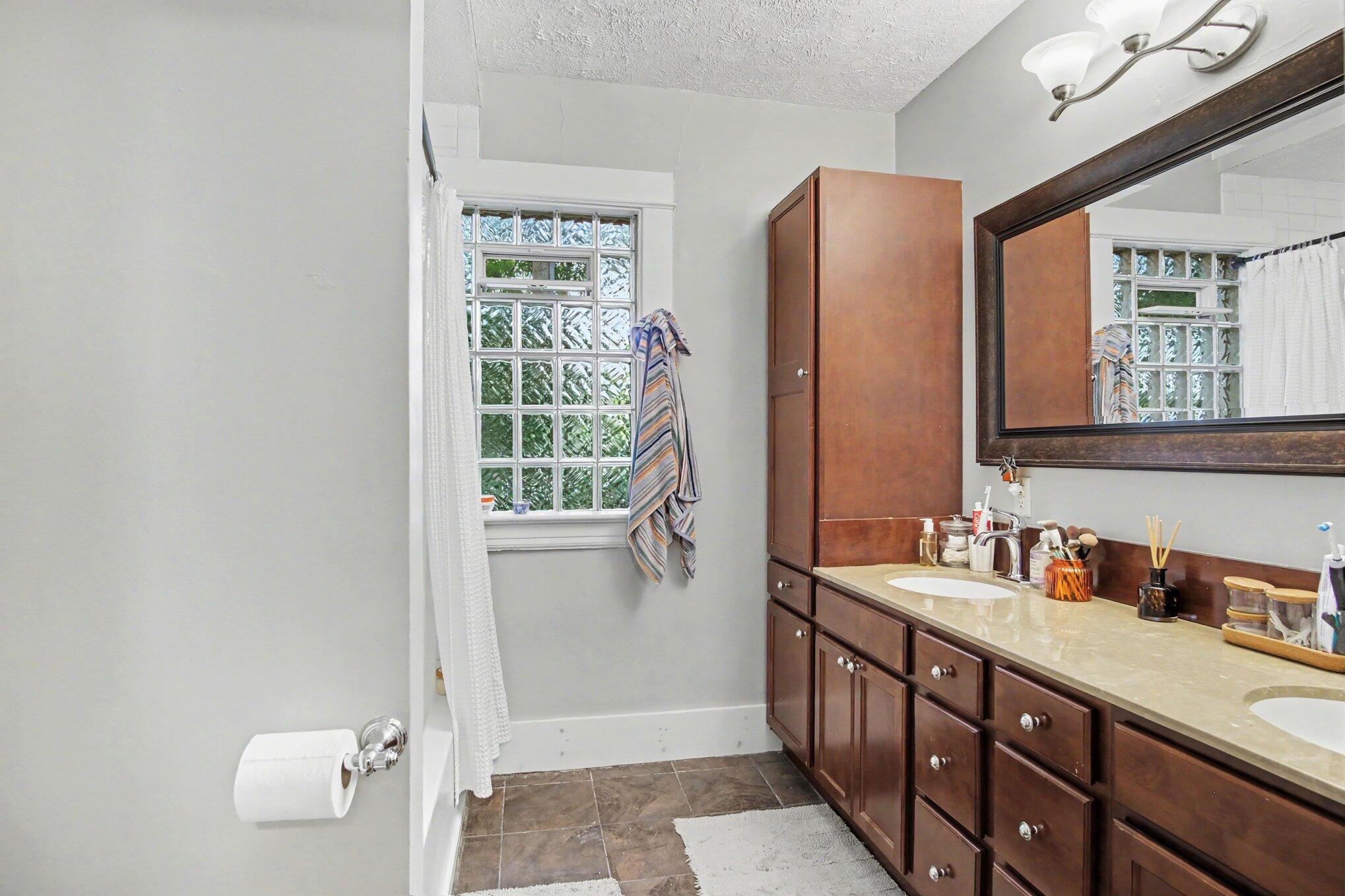 59-61 Grand Avenue NE