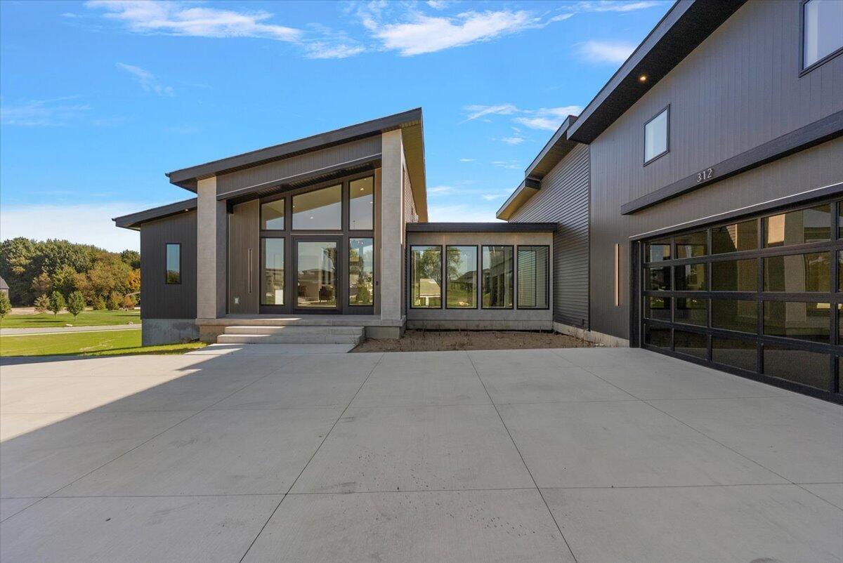 312 Ottogan Hills Court
