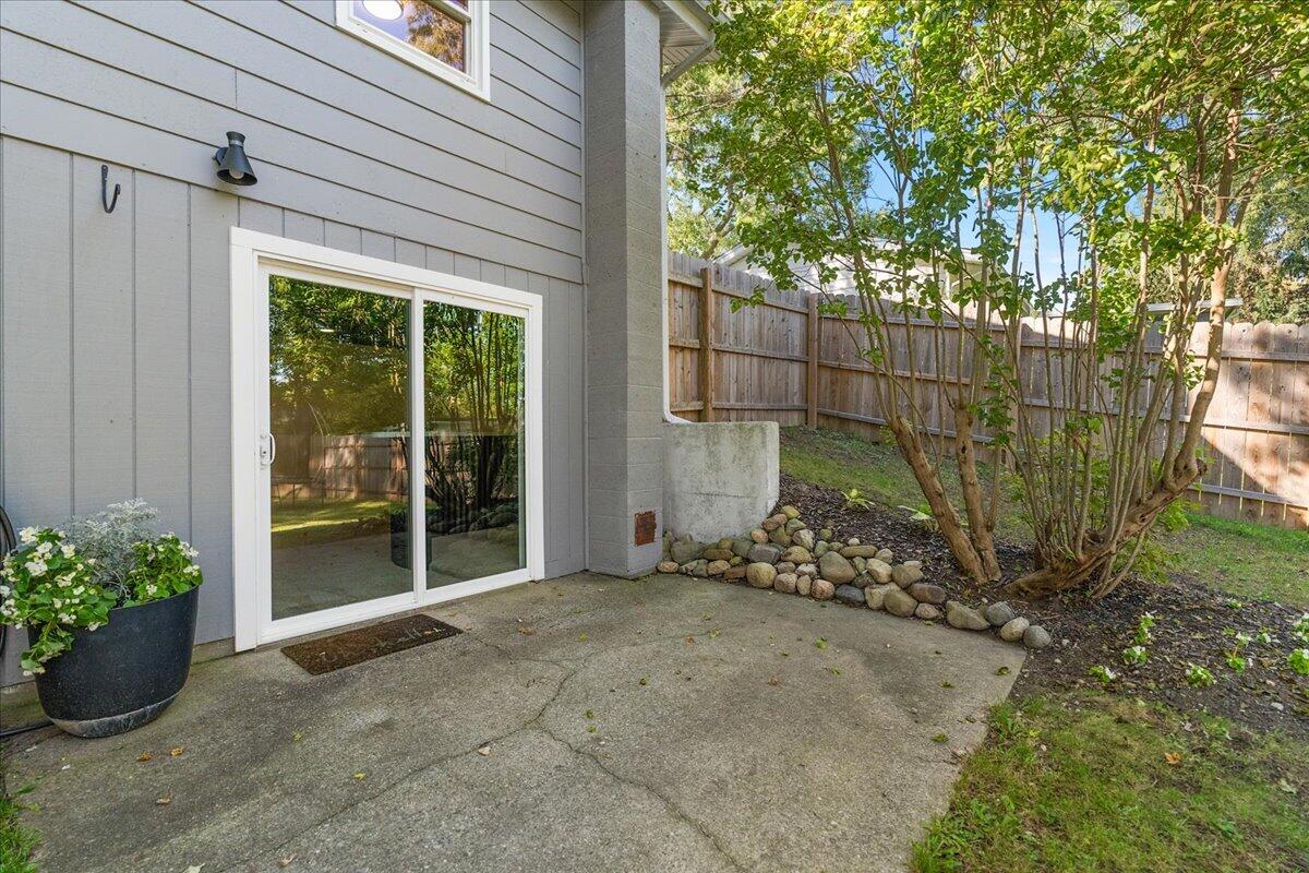200 Vine Street SE