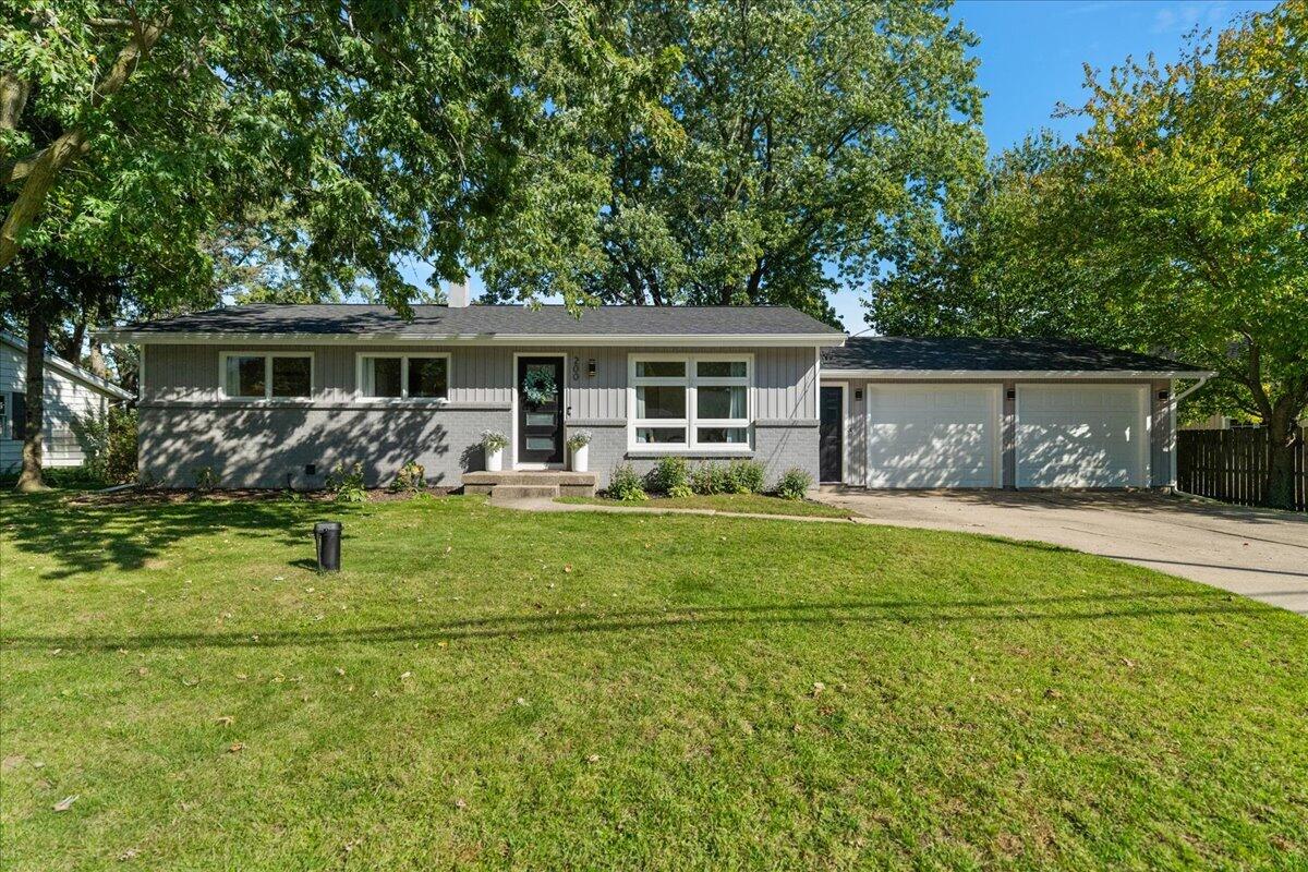 200 Vine Street SE
