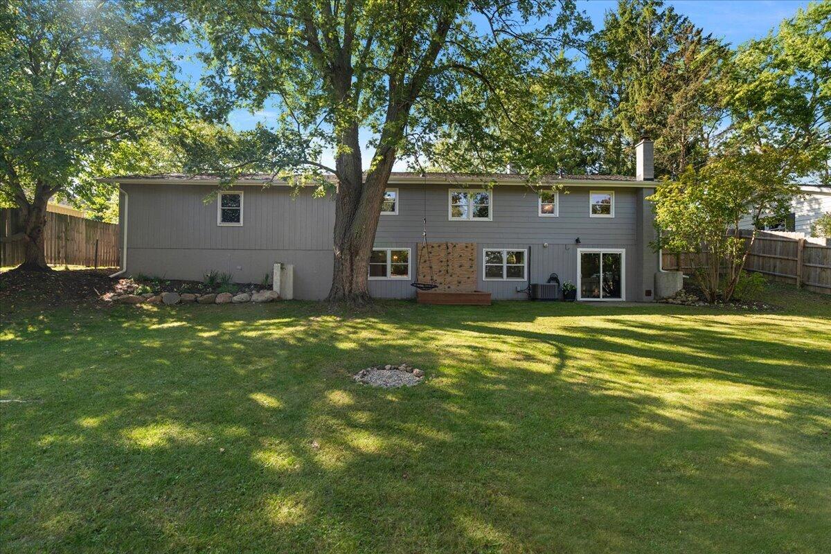 200 Vine Street SE