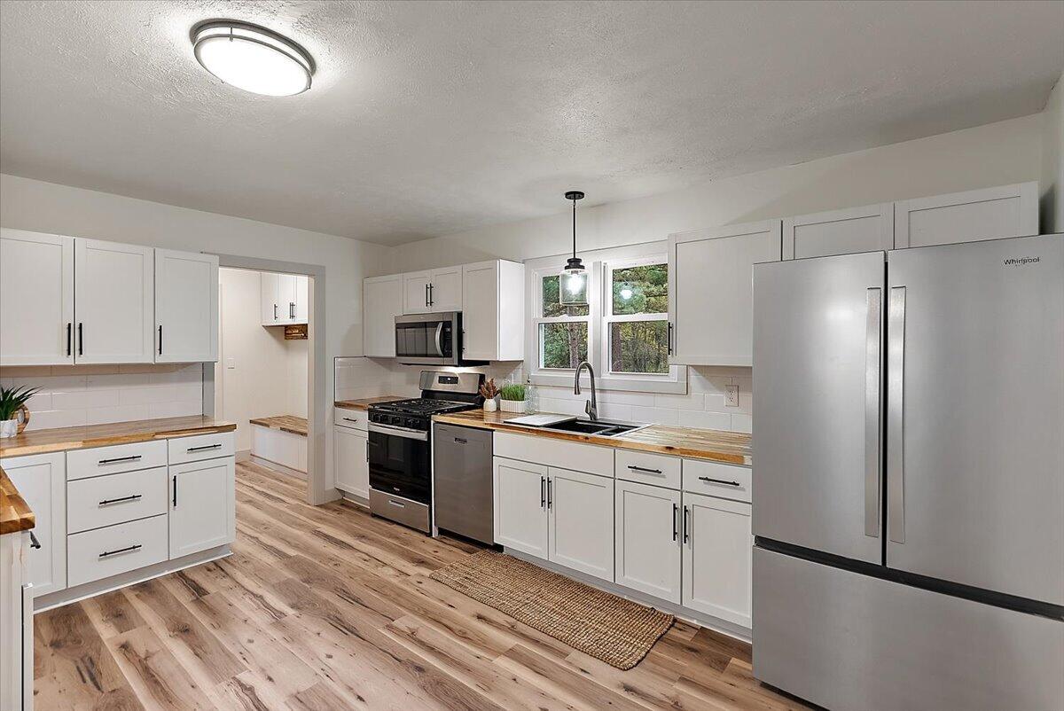 1285 W Mcmillan Road