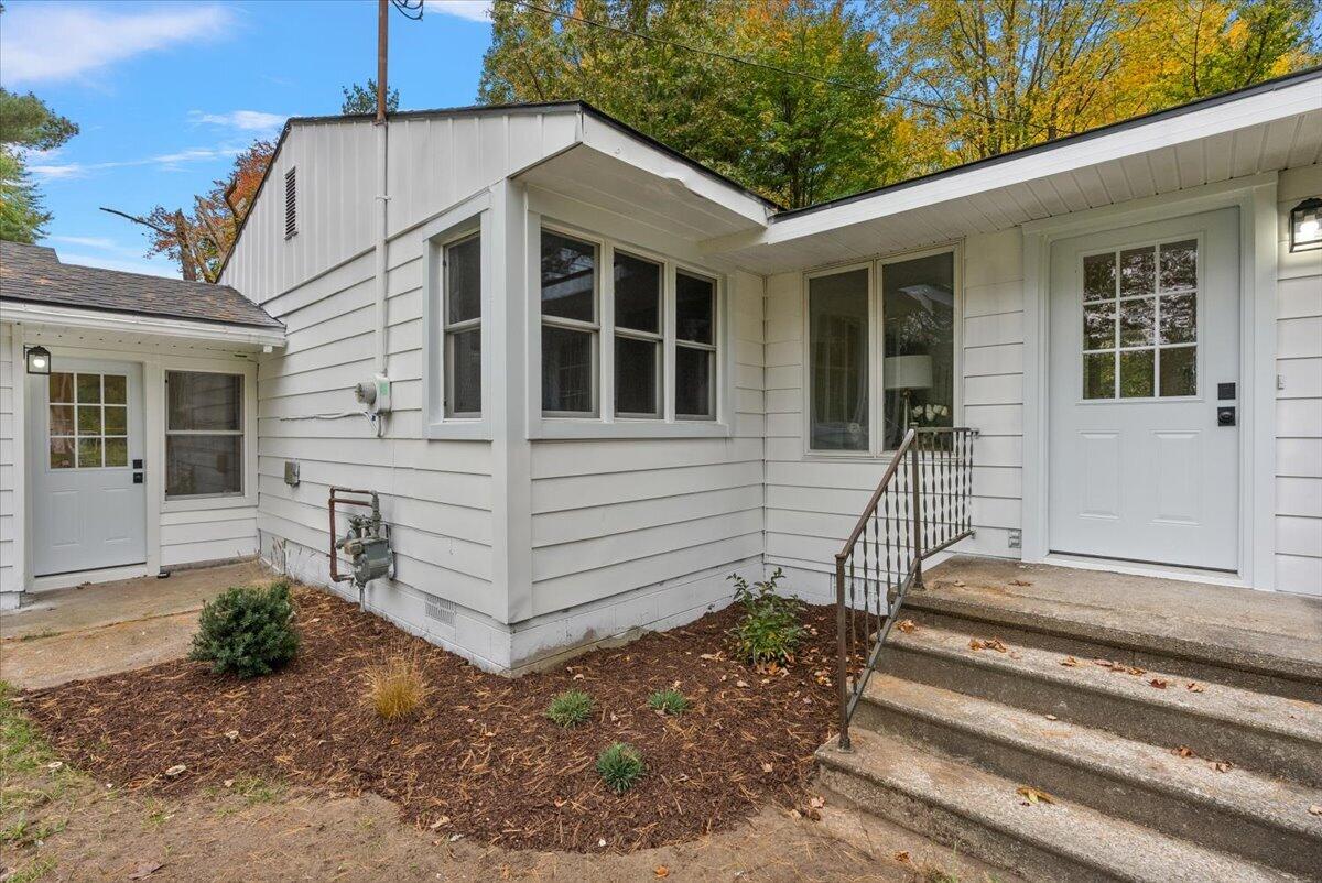 1285 W Mcmillan Road