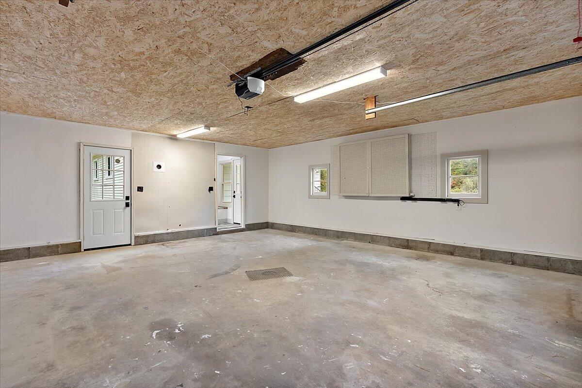 1285 W Mcmillan Road