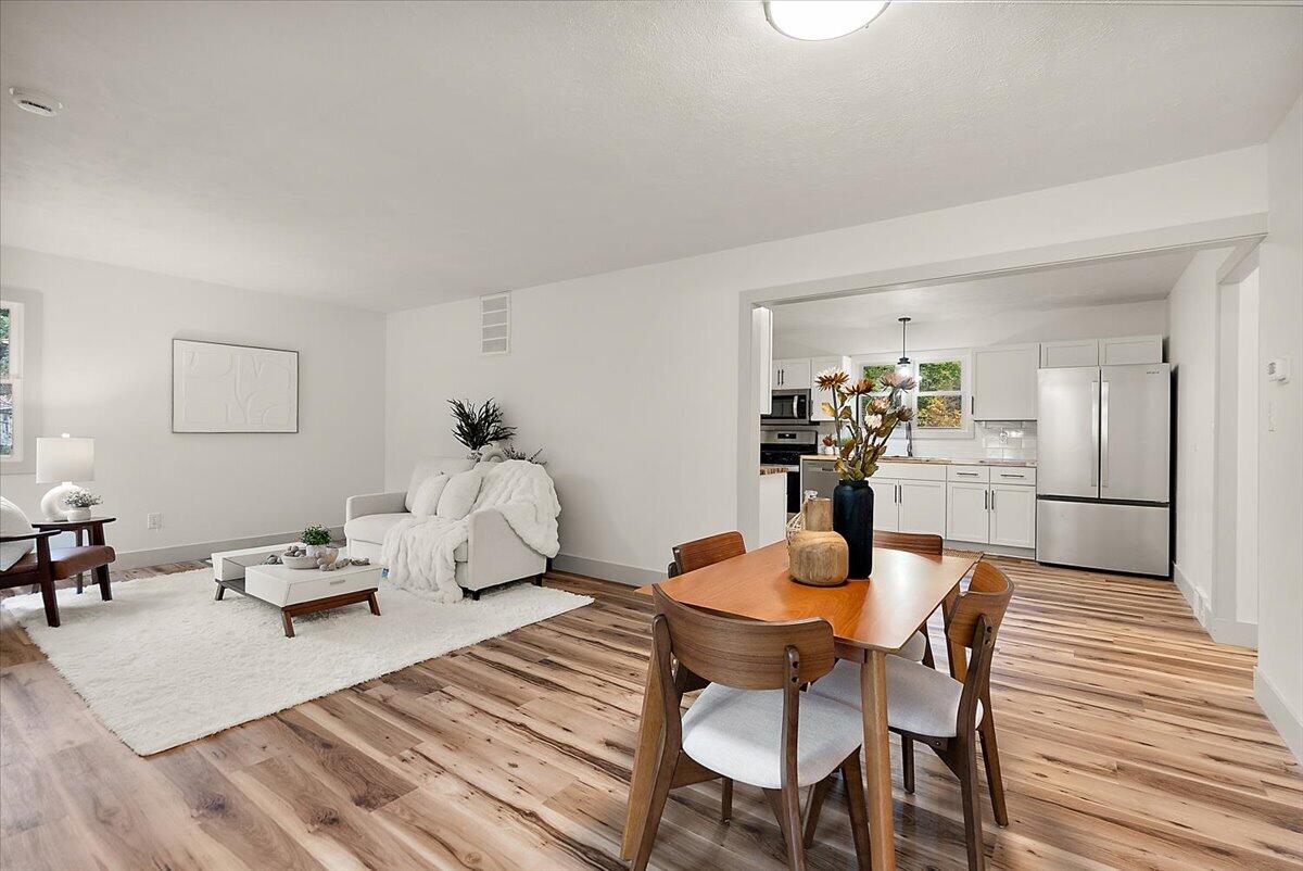 1285 W Mcmillan Road