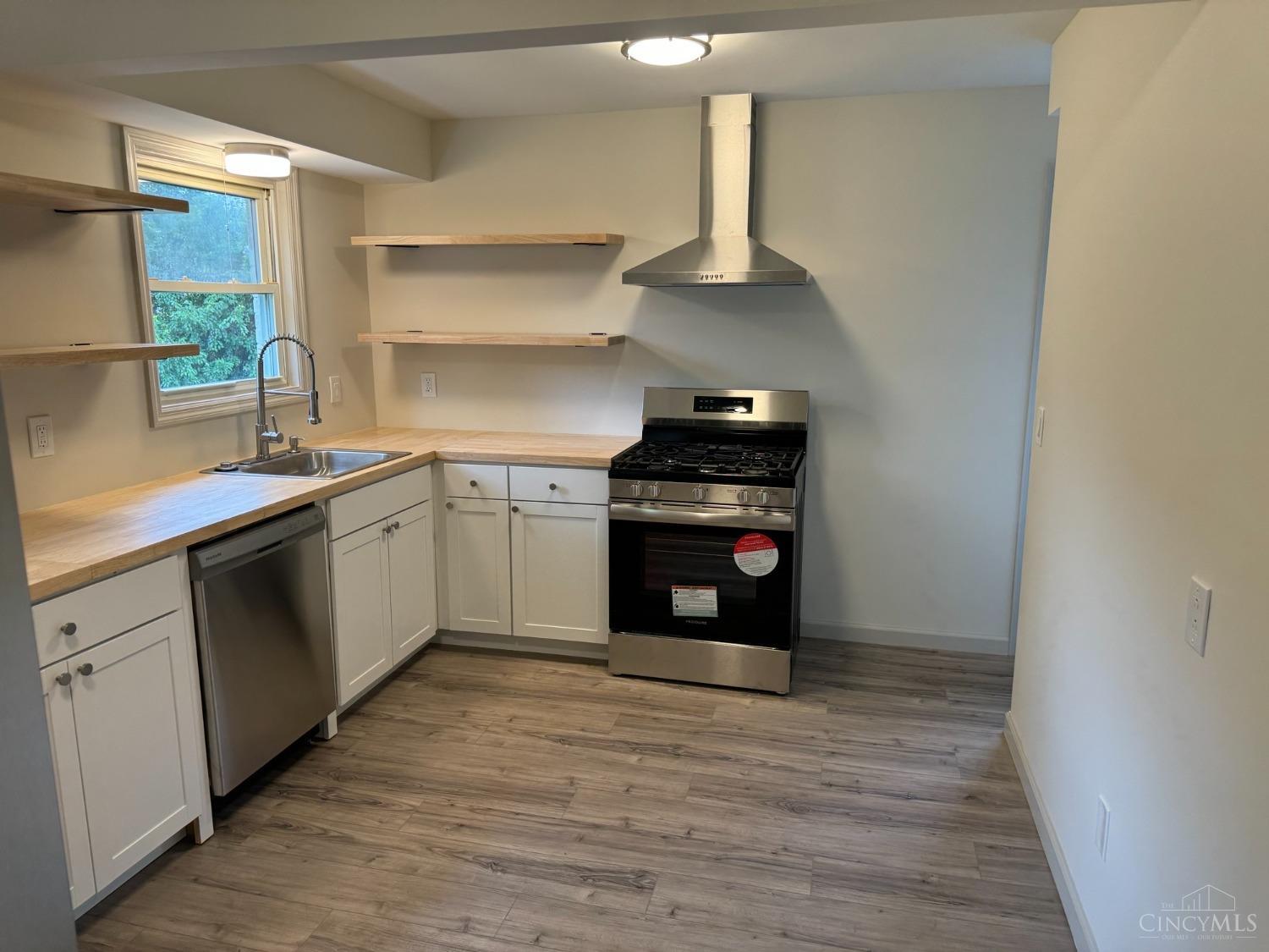 2488 Dunaway Court