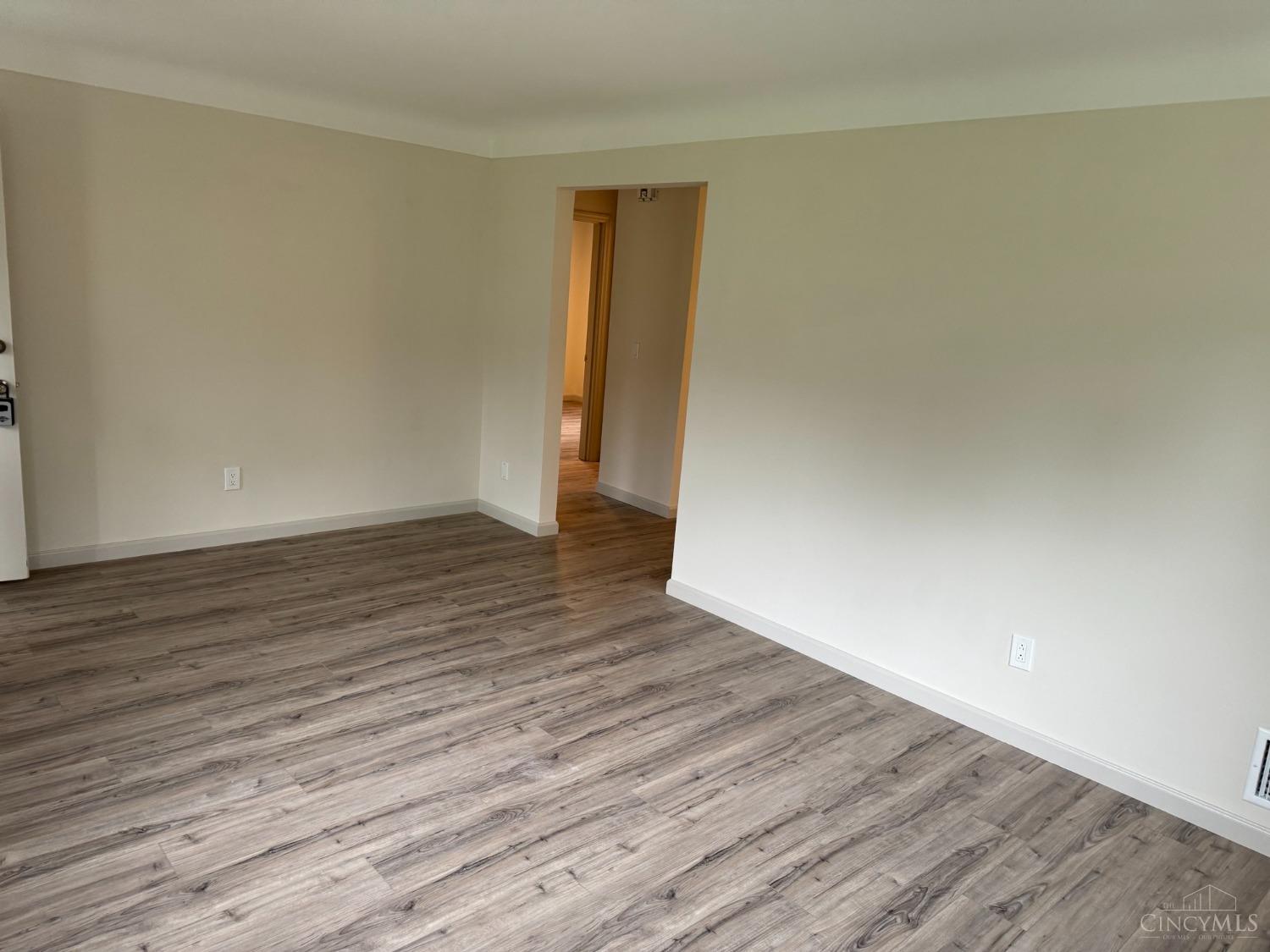 2488 Dunaway Court