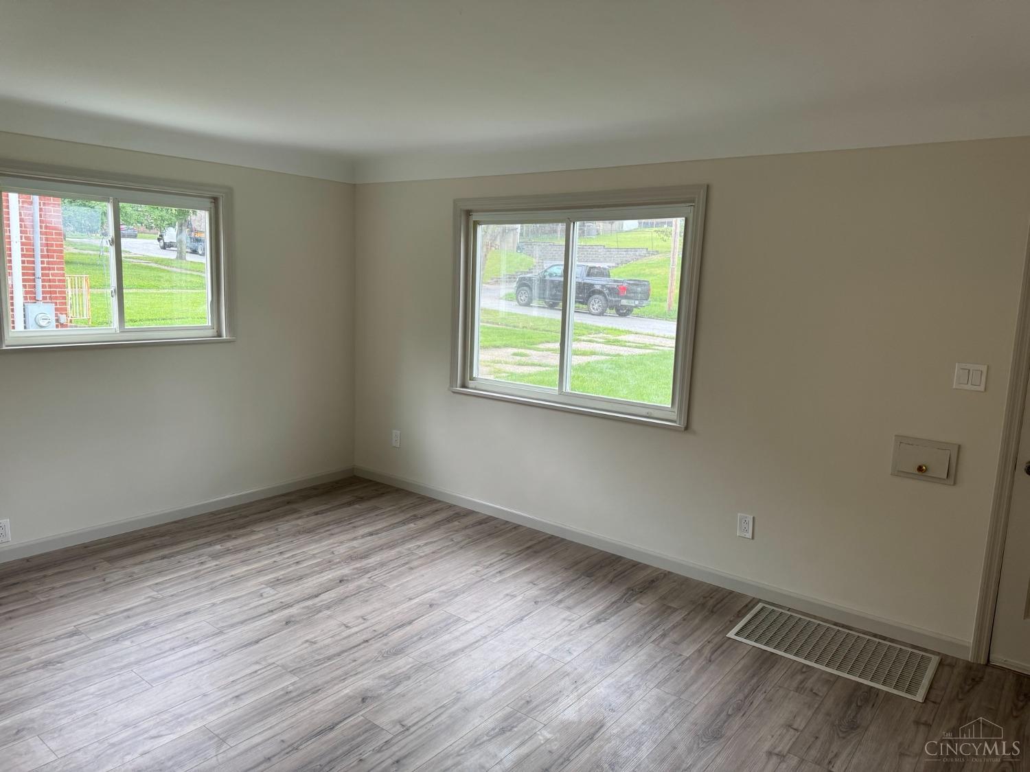 2488 Dunaway Court