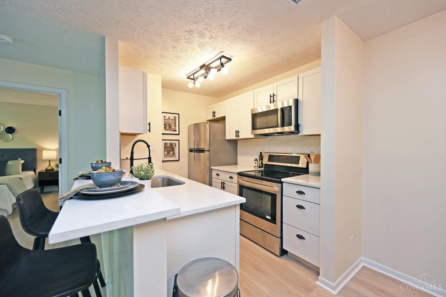 1544 W Galbraith Road 405