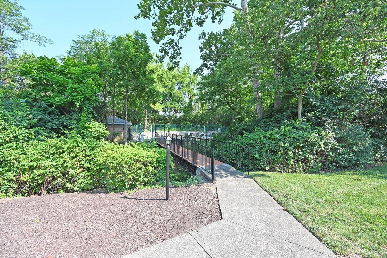 1544 W Galbraith Road 405