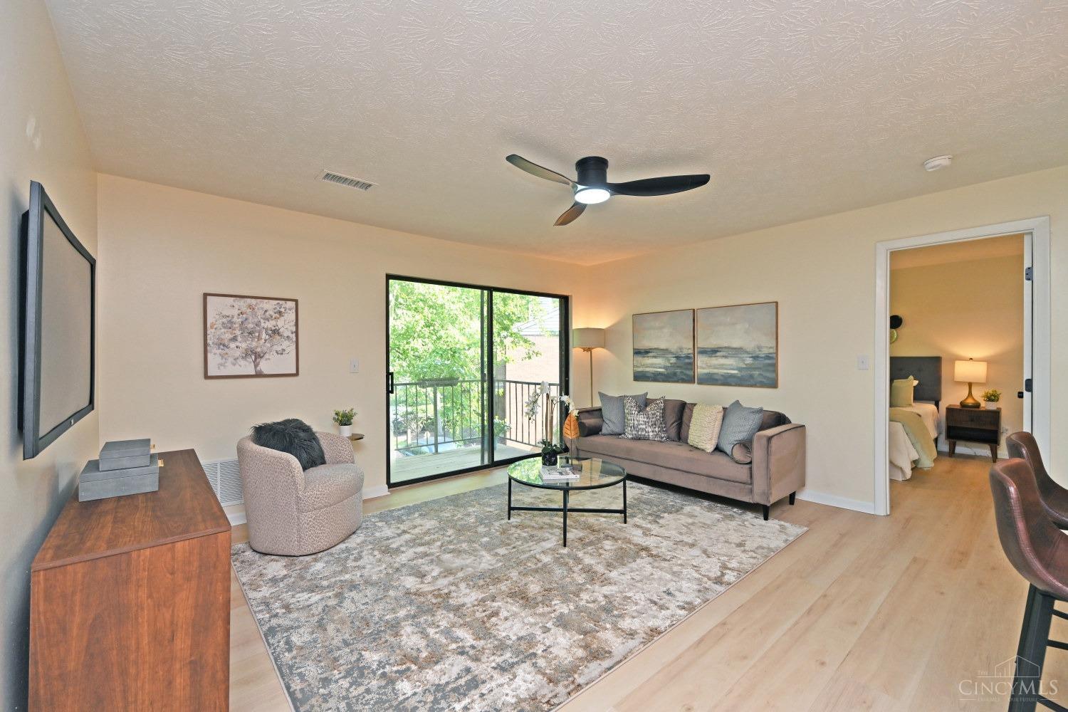 1544 W Galbraith Road 405