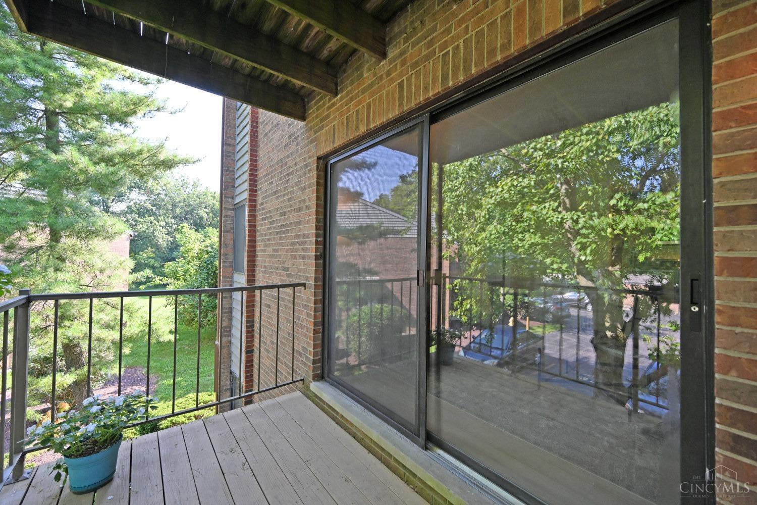 1544 W Galbraith Road 405