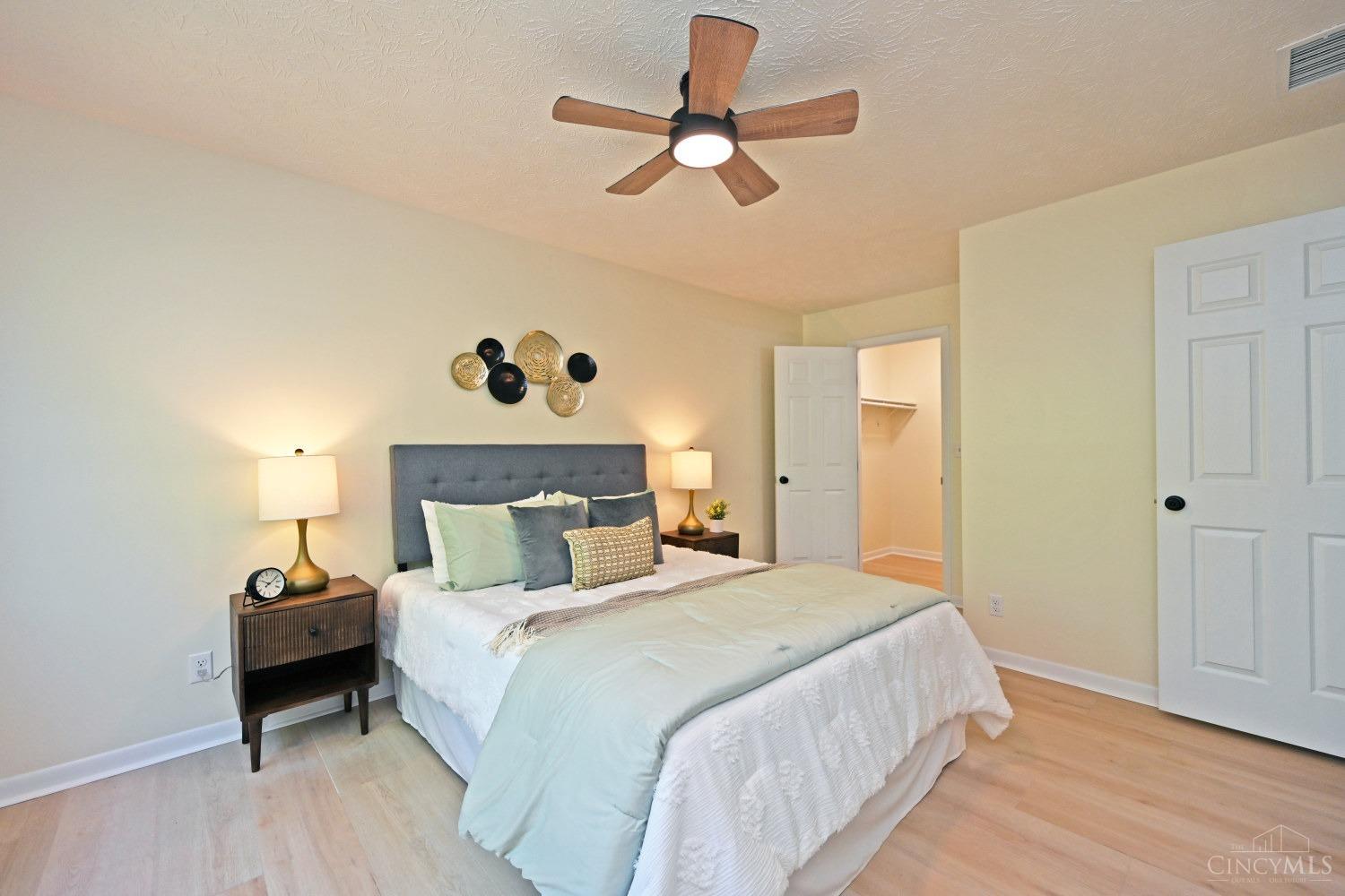 1544 W Galbraith Road 405