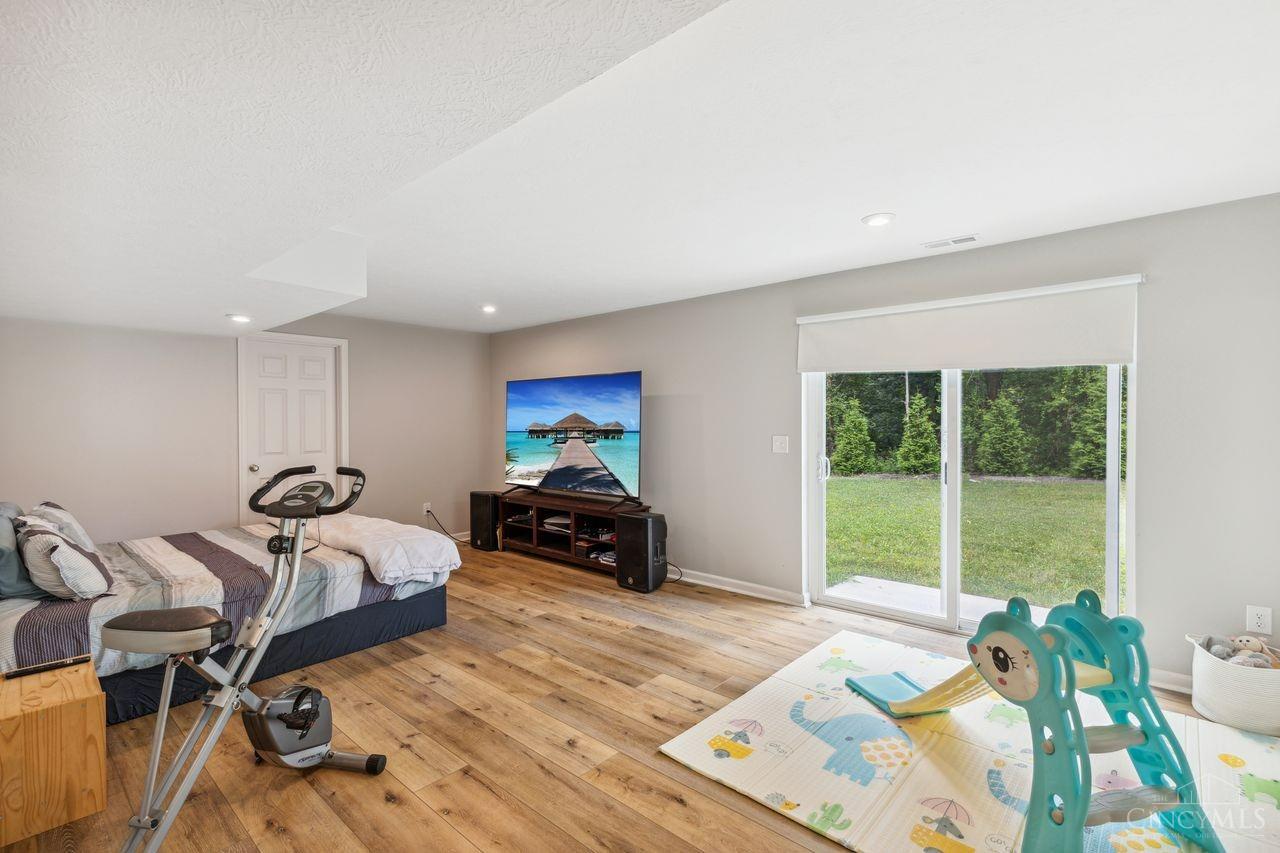 3989 Cypress Court