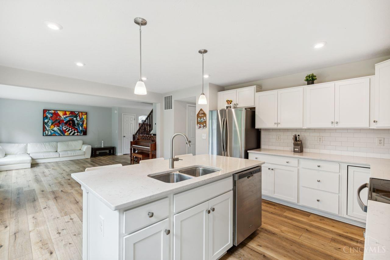 3989 Cypress Court