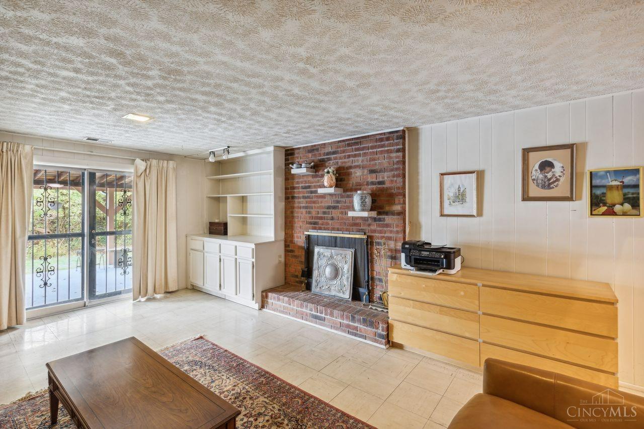 103 Riddle Road