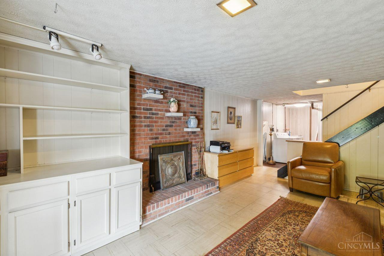 103 Riddle Road