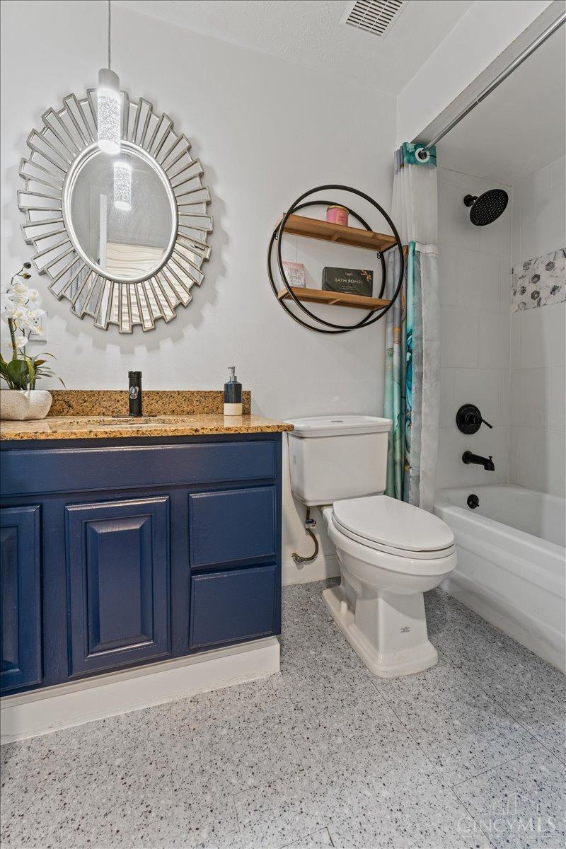 2874 Cyclorama Drive