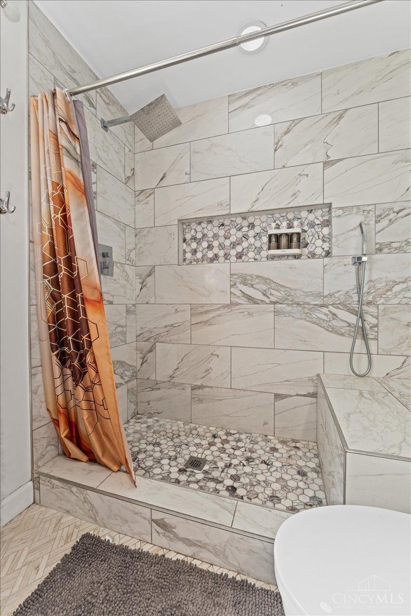 2874 Cyclorama Drive