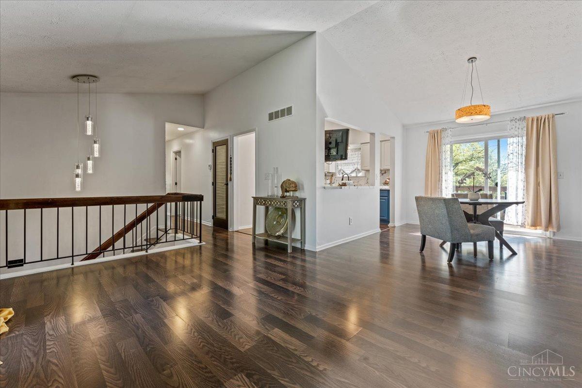 2874 Cyclorama Drive