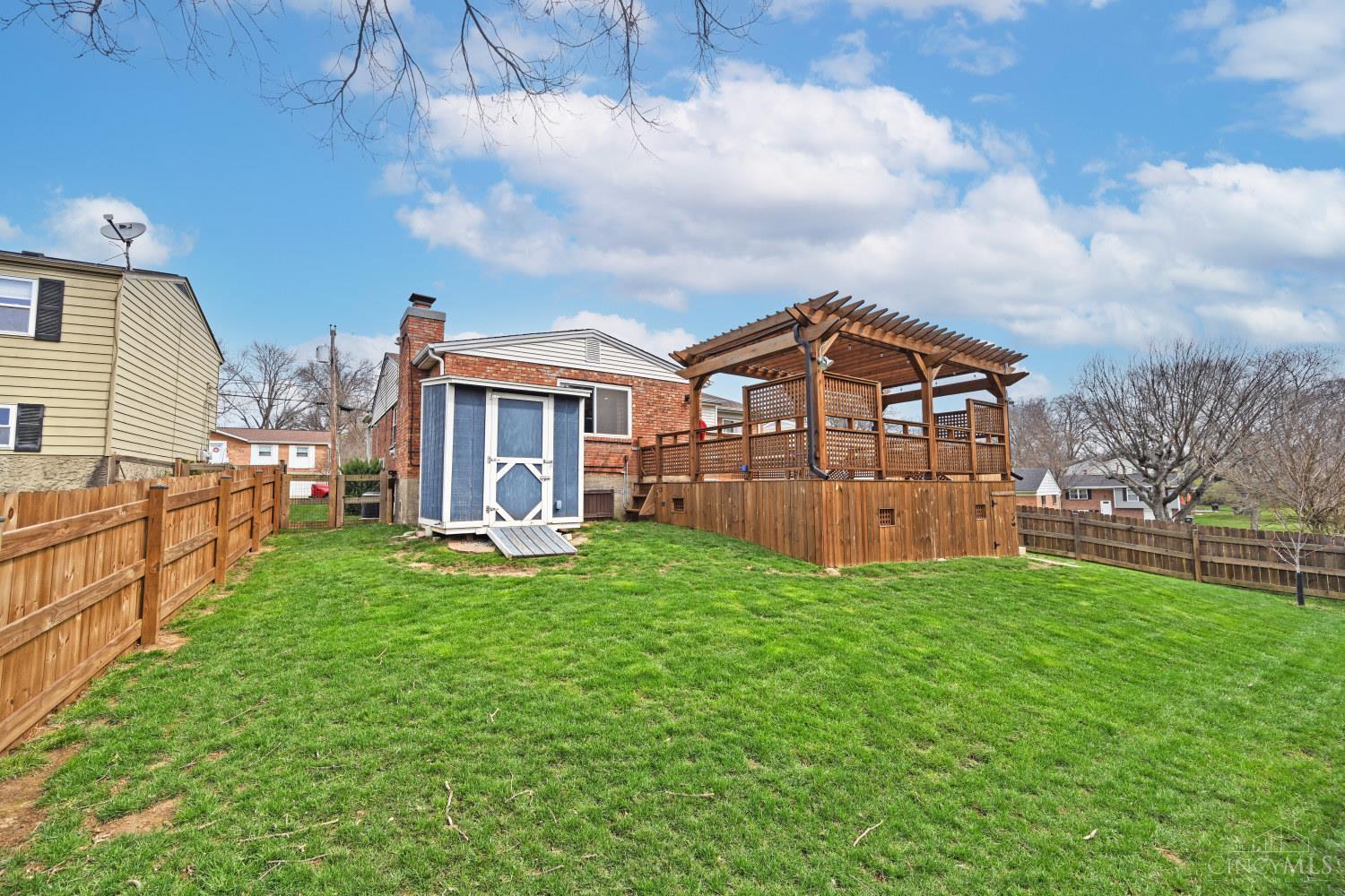 5467 Starcrest Drive
