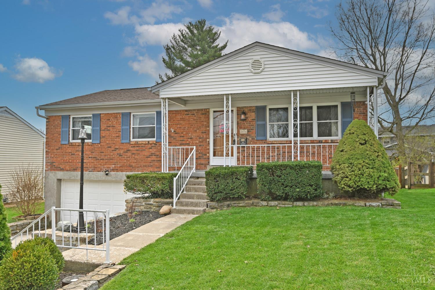 5467 Starcrest Drive