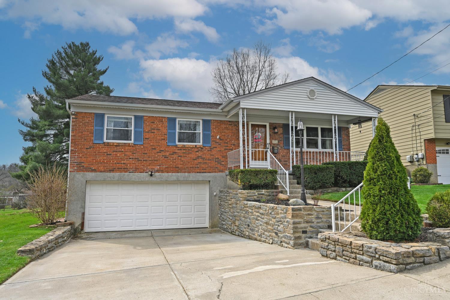 5467 Starcrest Drive