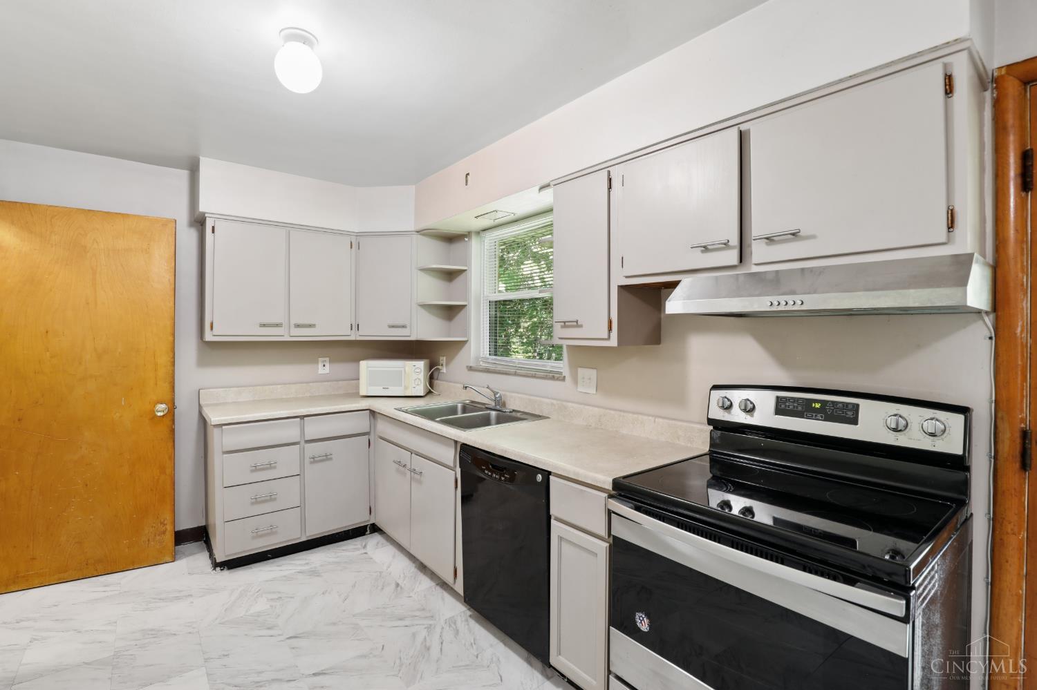 4384 Yakima Court