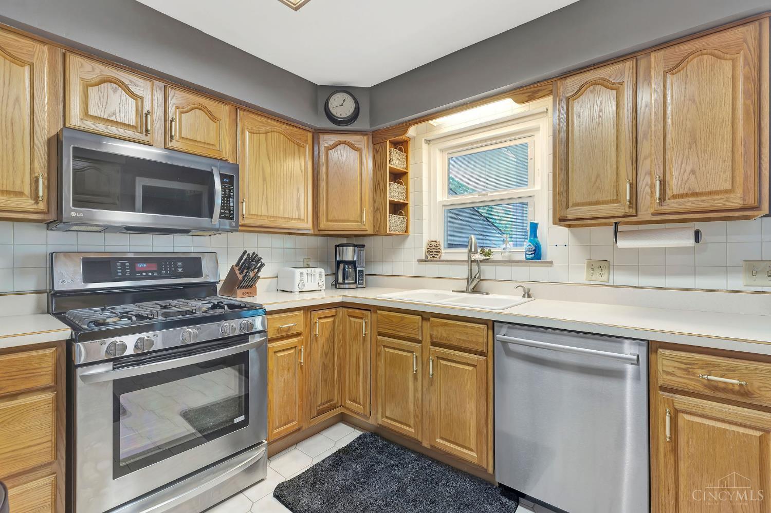 6943 Rob Vern Drive