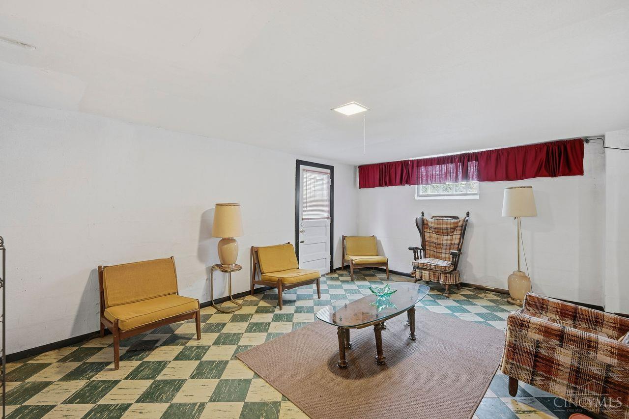 4384 Yakima Court