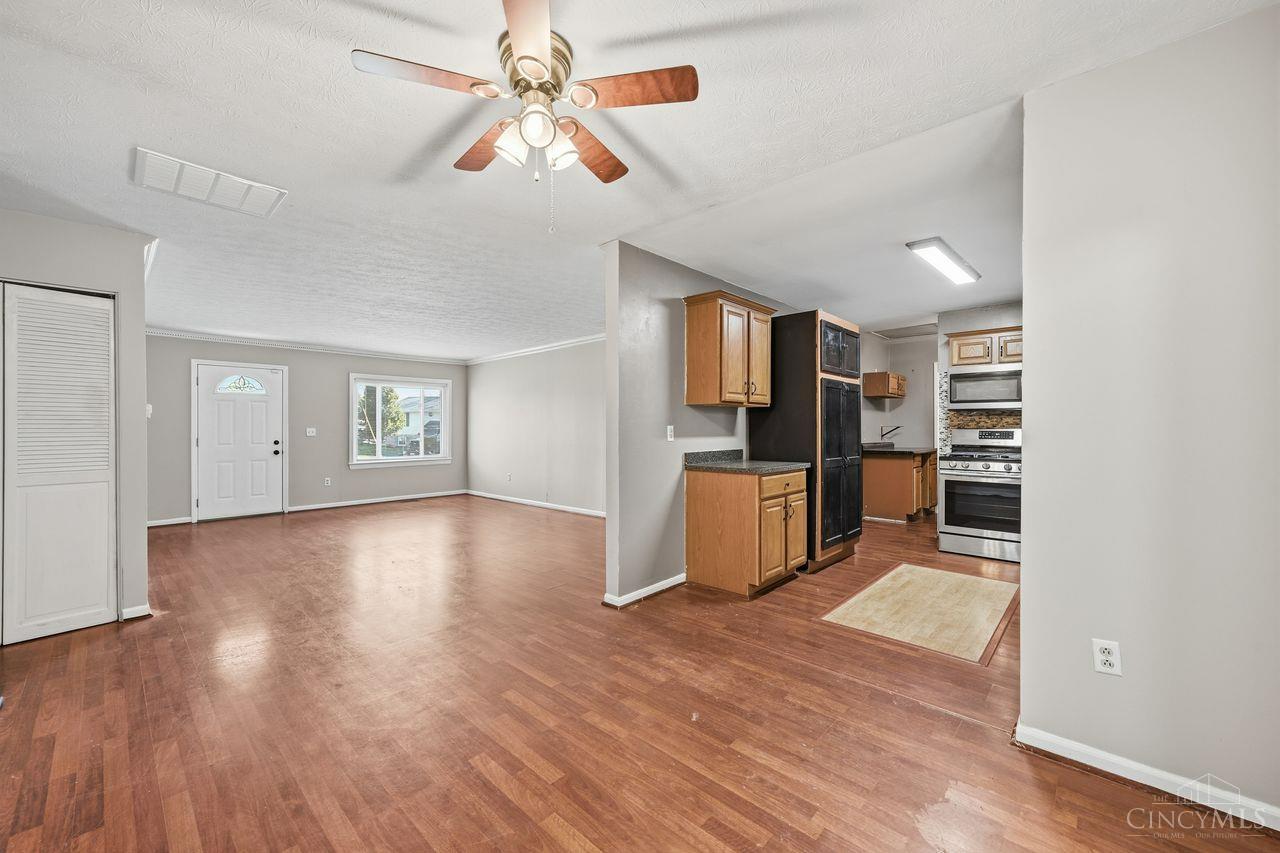 12109 Seaford Drive