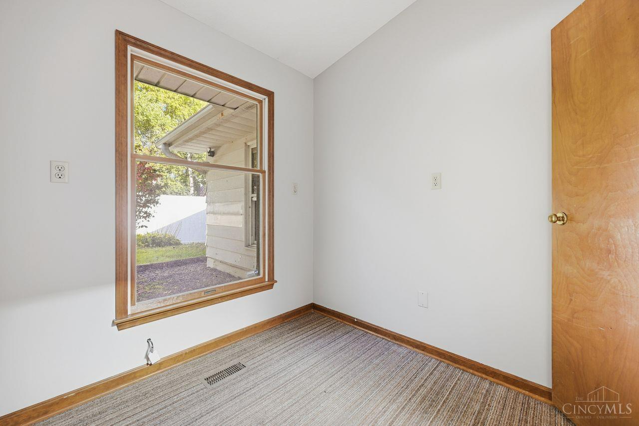 12109 Seaford Drive