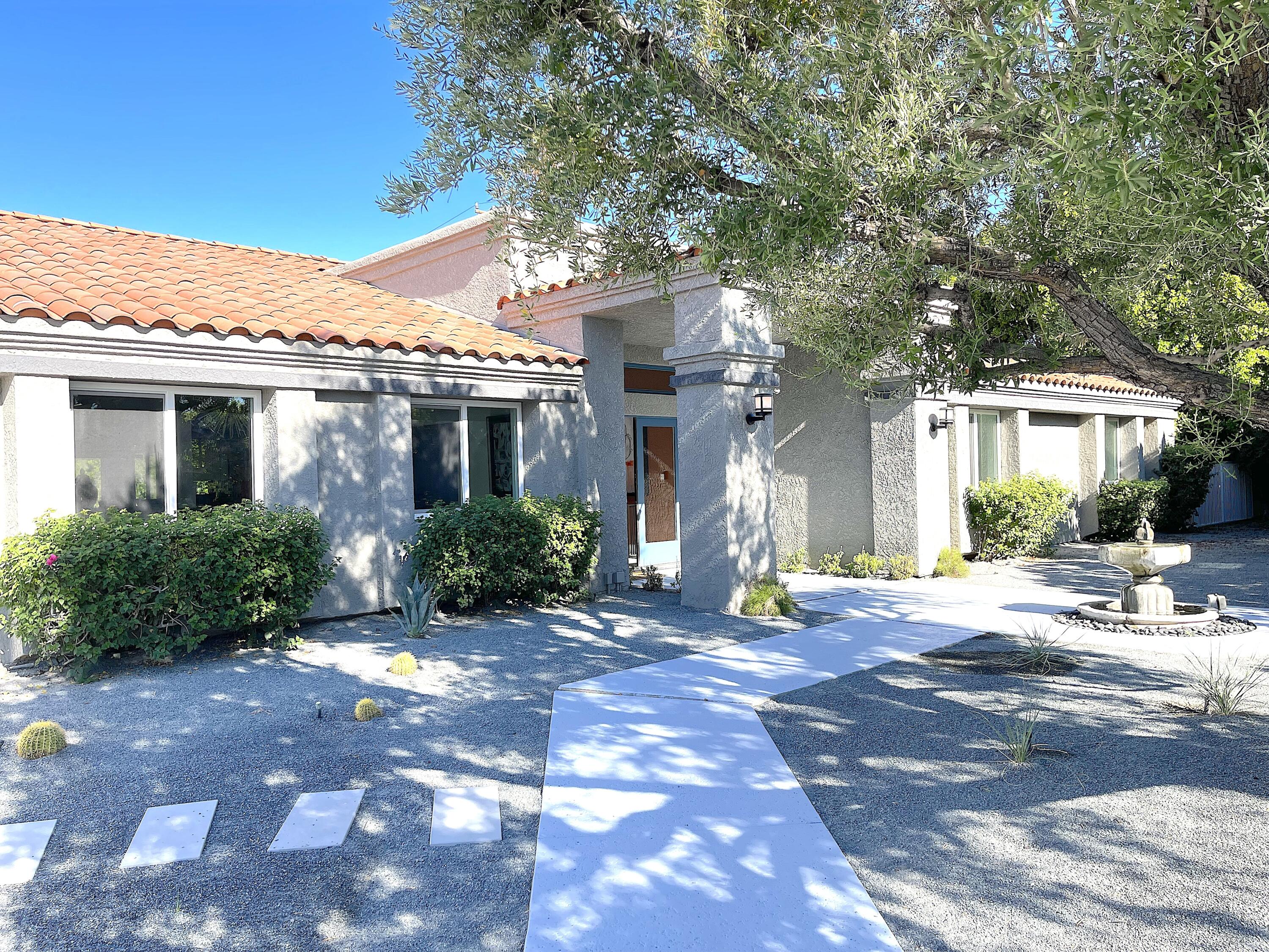 1040 E Deepak RD, Palm Springs