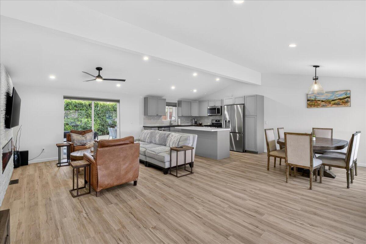 77983 Calypso RD, Palm Desert 