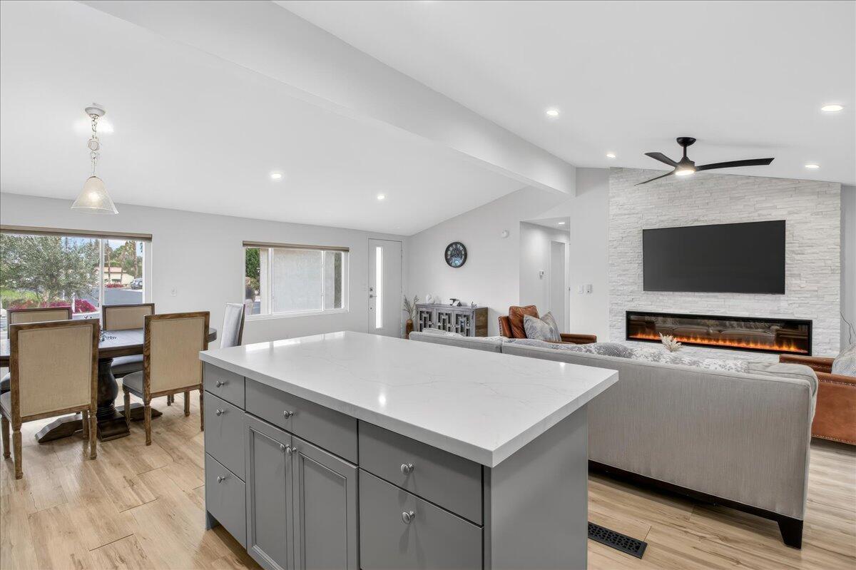 77983 Calypso RD, Palm Desert 