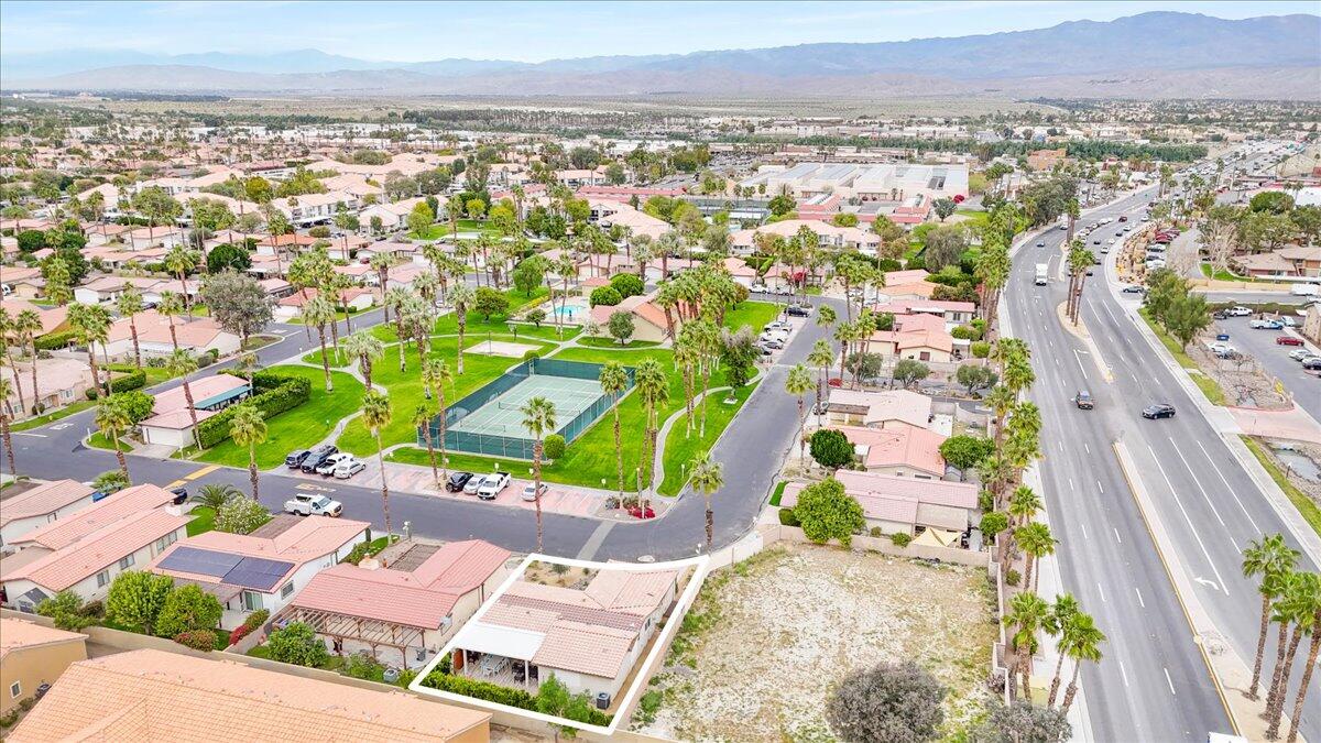 77983 Calypso RD, Palm Desert 