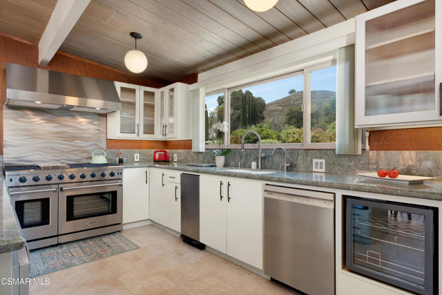 1509 Campbell AVE